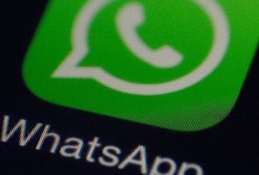 WhatsApp ya permite limitar quien puede incluir usuarios en grupos
