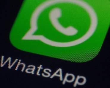 WhatsApp ya permite limitar quien puede incluir usuarios en grupos